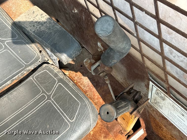 image for item DX3479 1994 Case 1840 skid steer loader