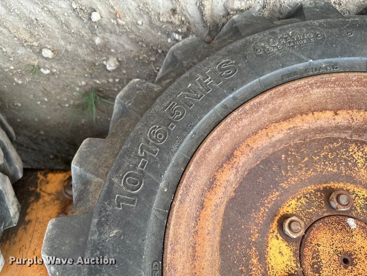 image for item DX3479 1994 Case 1840 skid steer loader