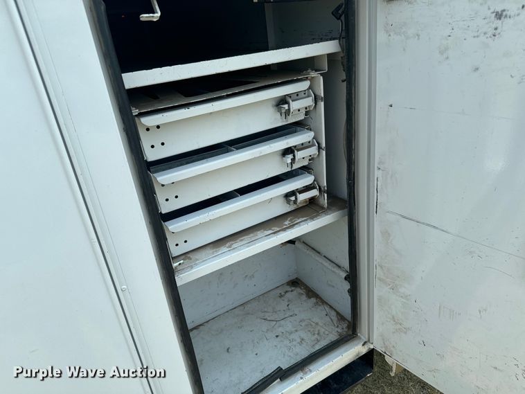 image for item DX3486 2014 International DuraStar 4300 bucket truck