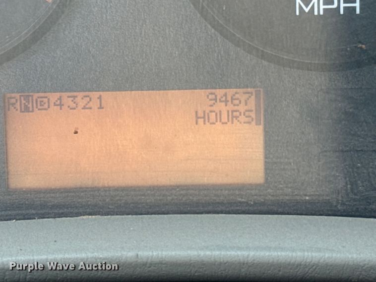 image for item DX3486 2014 International DuraStar 4300 bucket truck