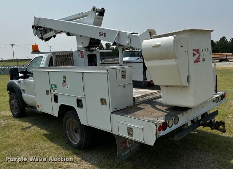 image for item DX3487 2015 Ford F550 Super Duty XLT bucket truck
