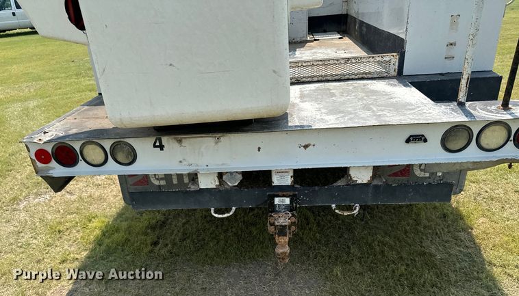 image for item DX3487 2015 Ford F550 Super Duty XLT bucket truck