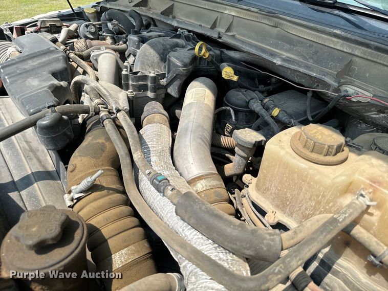 image for item DX3487 2015 Ford F550 Super Duty XLT bucket truck