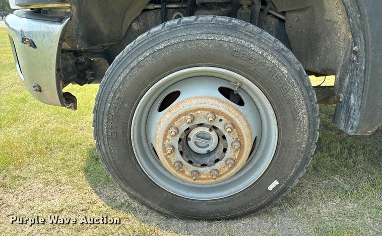 image for item DX3487 2015 Ford F550 Super Duty XLT bucket truck