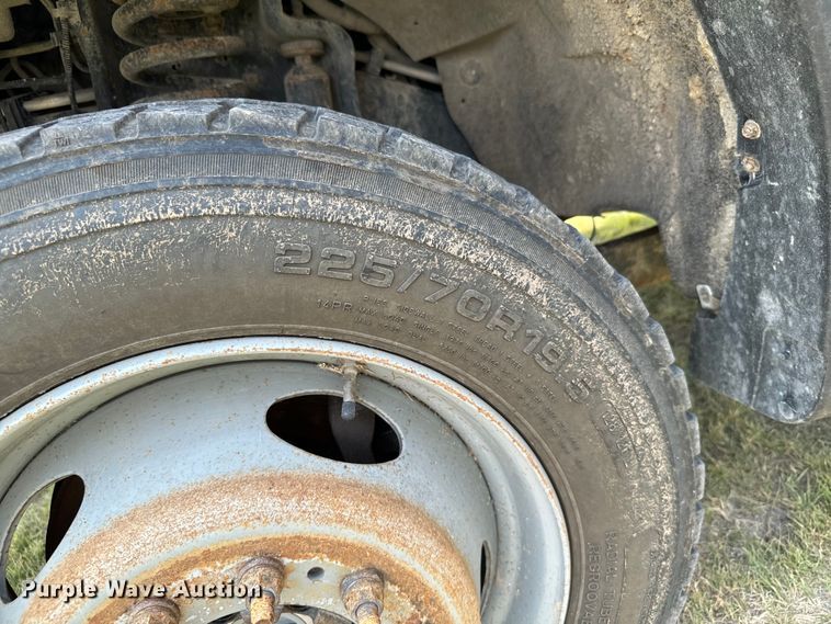 image for item DX3487 2015 Ford F550 Super Duty XLT bucket truck