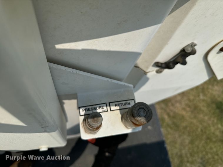 image for item DX3488 2013 Ford  F550 Super Duty XLT bucket truck