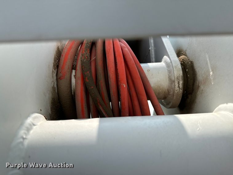 image for item DX3488 2013 Ford  F550 Super Duty XLT bucket truck