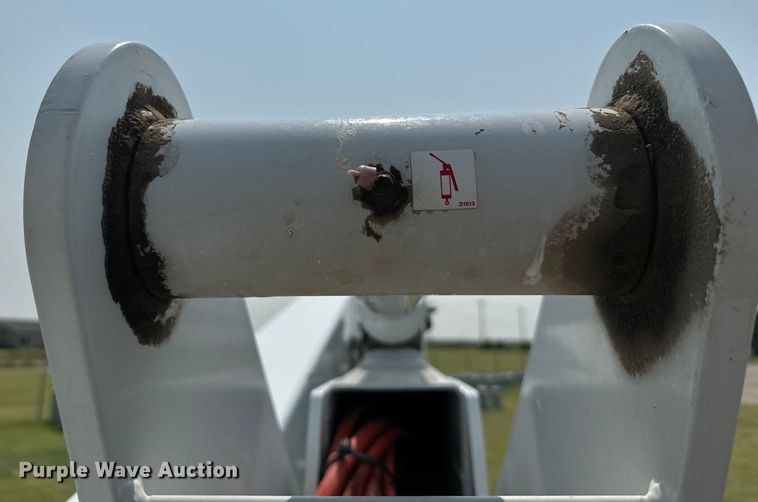 image for item DX3488 2013 Ford  F550 Super Duty XLT bucket truck