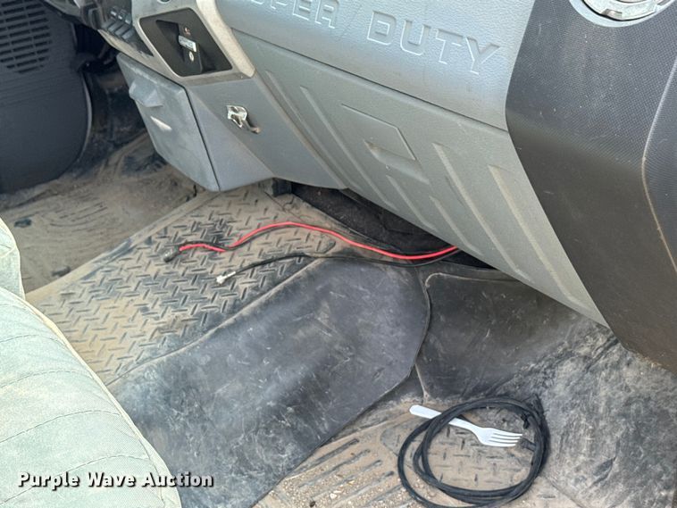 image for item DX3488 2013 Ford  F550 Super Duty XLT bucket truck