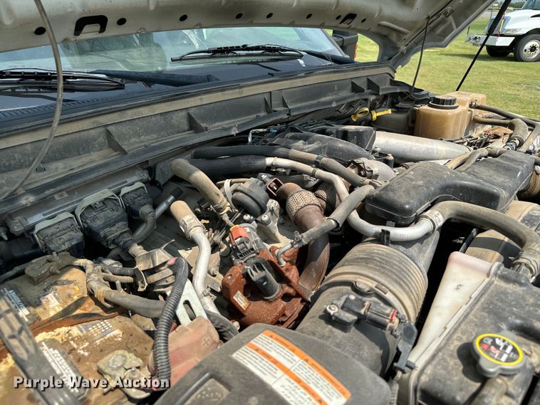 image for item DX3488 2013 Ford  F550 Super Duty XLT bucket truck