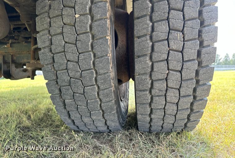 image for item DX3488 2013 Ford  F550 Super Duty XLT bucket truck