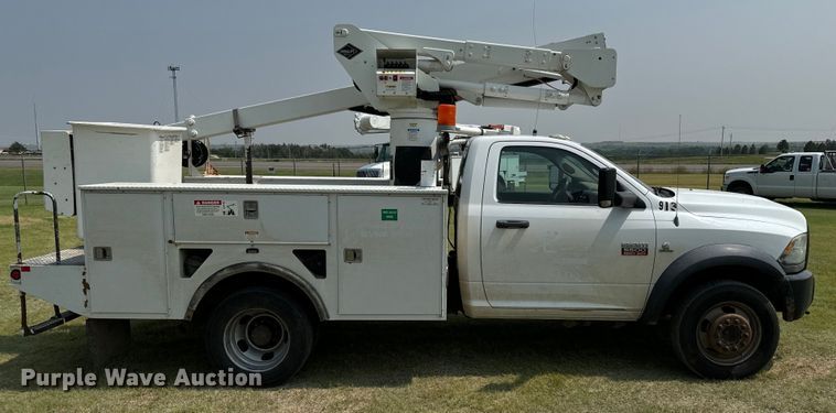 image for item DX3490 2012 Dodge Ram 5500HD bucket truck