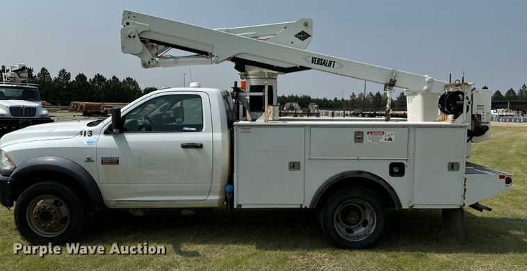 image for item DX3490 2012 Dodge Ram 5500HD bucket truck