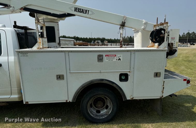 image for item DX3490 2012 Dodge Ram 5500HD bucket truck