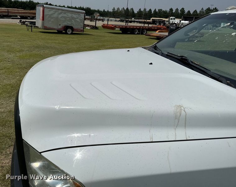 image for item DX3490 2012 Dodge Ram 5500HD bucket truck