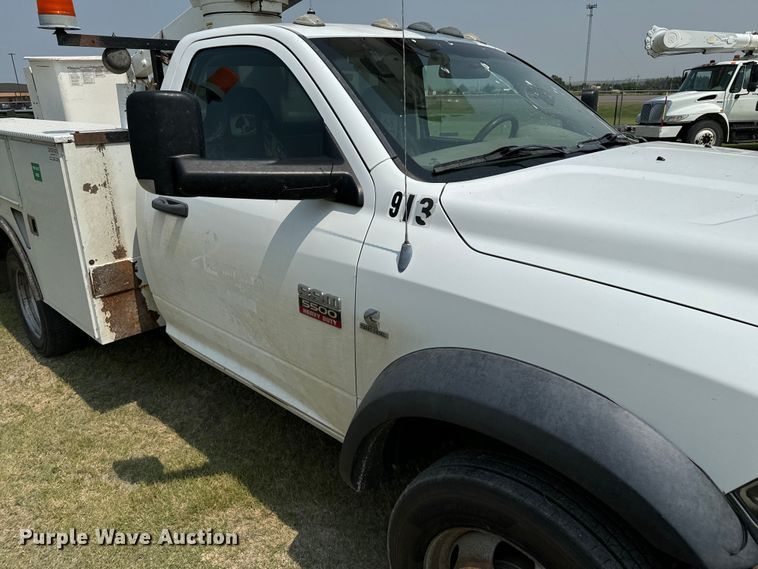 image for item DX3490 2012 Dodge Ram 5500HD bucket truck