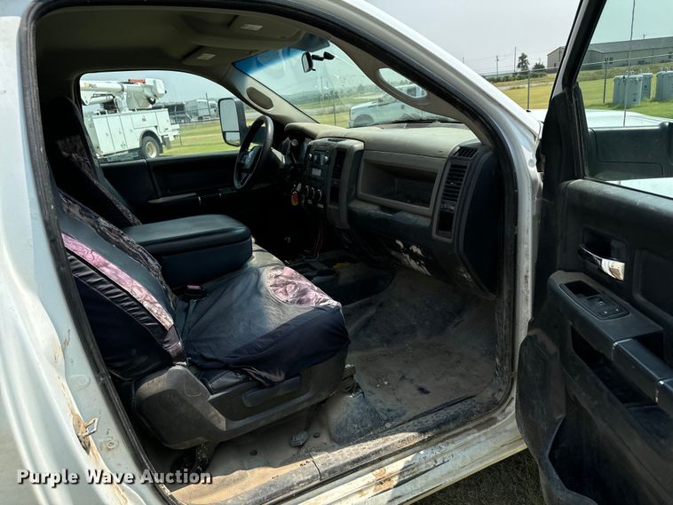 image for item DX3490 2012 Dodge Ram 5500HD bucket truck