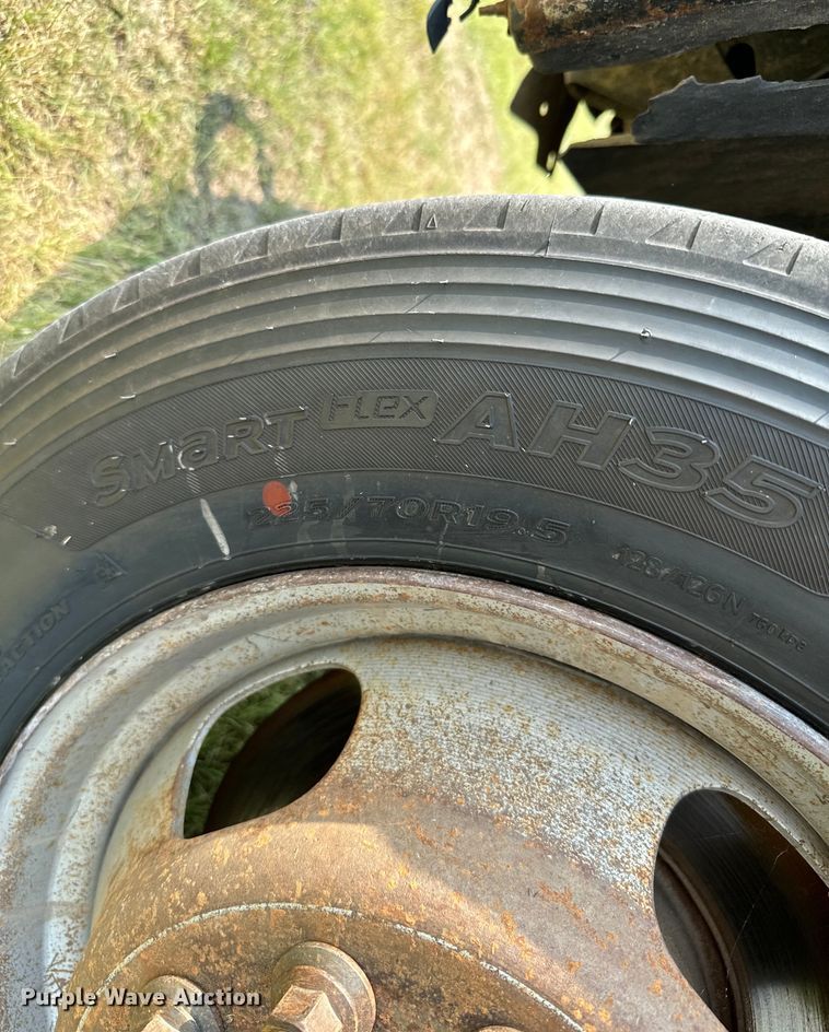 image for item DX3490 2012 Dodge Ram 5500HD bucket truck