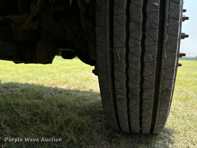 image for item DX3490 2012 Dodge Ram 5500HD bucket truck