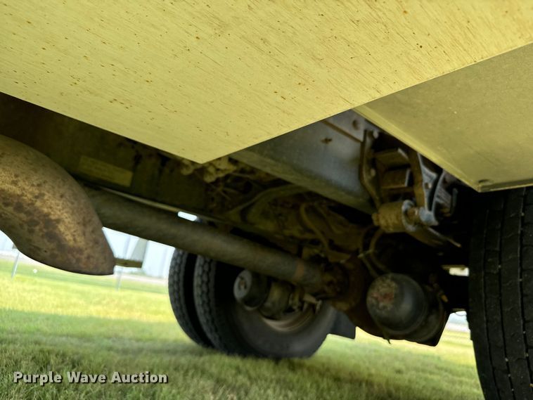 image for item DX3491 2008 International DuraStar 4300 bucket truck