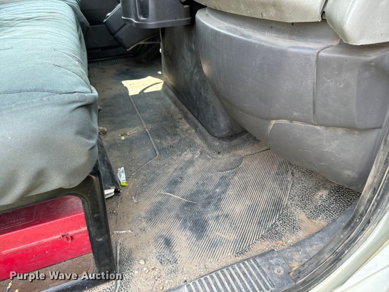 image for item DX3491 2008 International DuraStar 4300 bucket truck