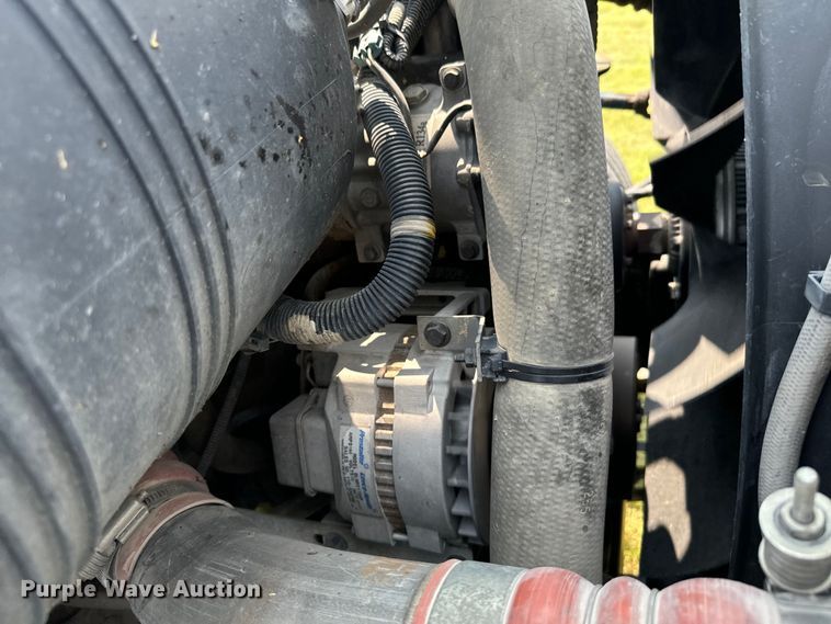 image for item DX3491 2008 International DuraStar 4300 bucket truck