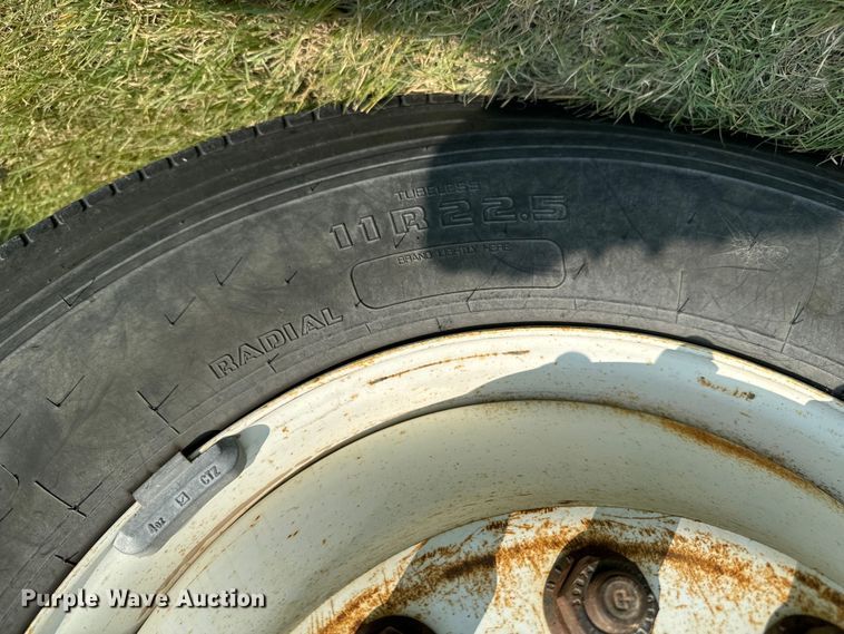 image for item DX3491 2008 International DuraStar 4300 bucket truck