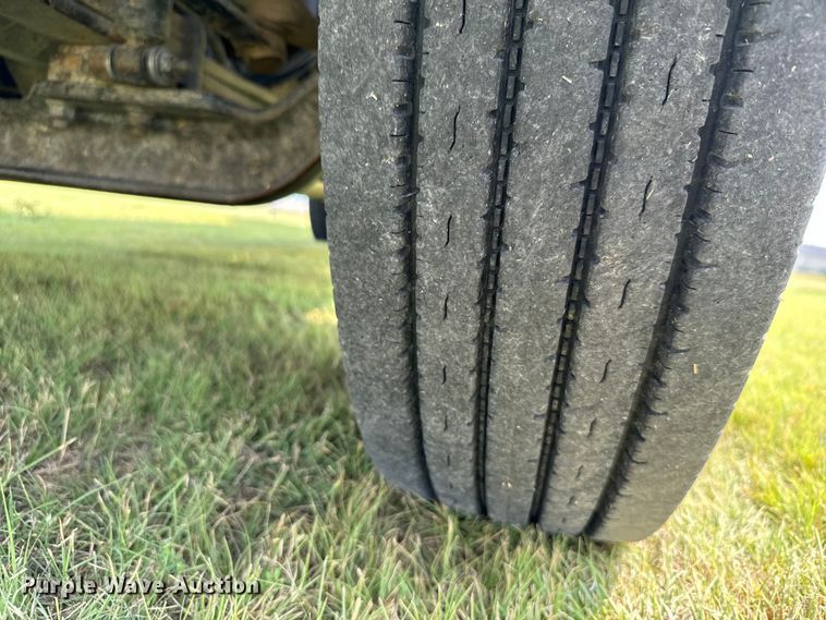 image for item DX3491 2008 International DuraStar 4300 bucket truck