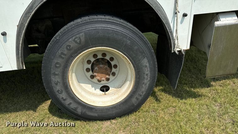 image for item DX3491 2008 International DuraStar 4300 bucket truck