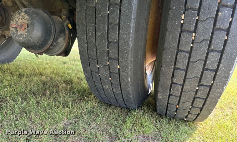 image for item DX3491 2008 International DuraStar 4300 bucket truck