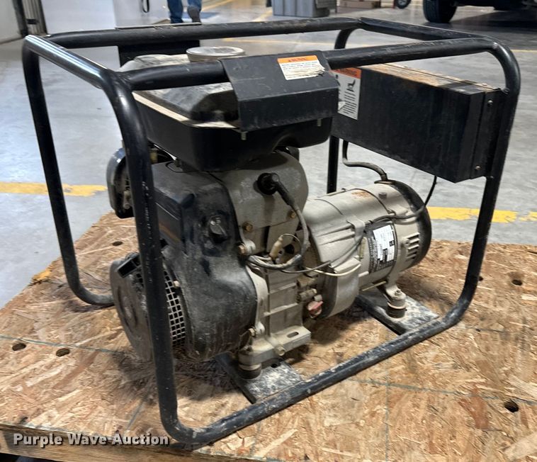 image for item DX3509 Onan 4000 generator