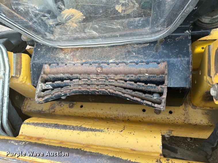 image for item DX3519 2009 Caterpillar 262C skid steer loader