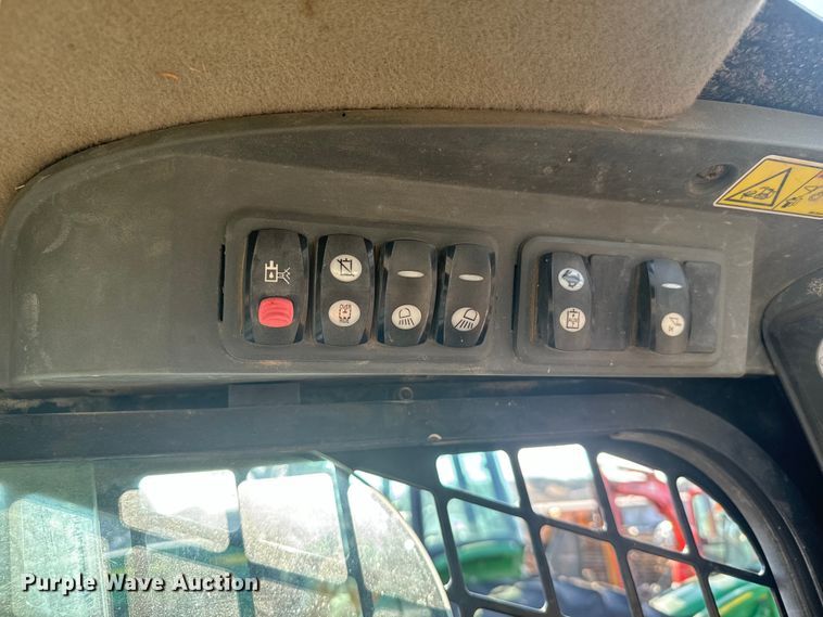 image for item DX3519 2009 Caterpillar 262C skid steer loader