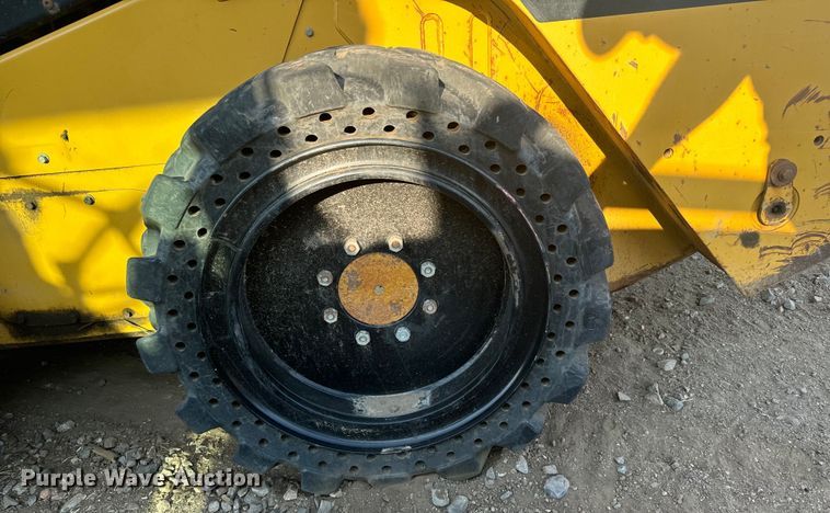 image for item DX3519 2009 Caterpillar 262C skid steer loader