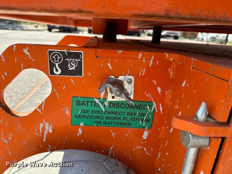 image for item DX3521 2019 Snorkel TM12E vertical lift