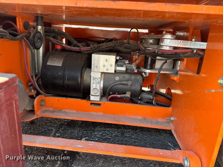 image for item DX3521 2019 Snorkel TM12E vertical lift