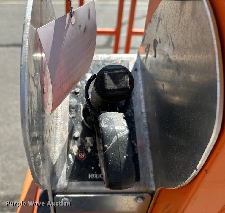 image for item DX3521 2019 Snorkel TM12E vertical lift