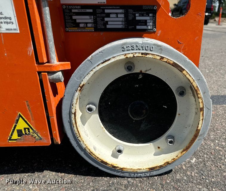 image for item DX3521 2019 Snorkel TM12E vertical lift