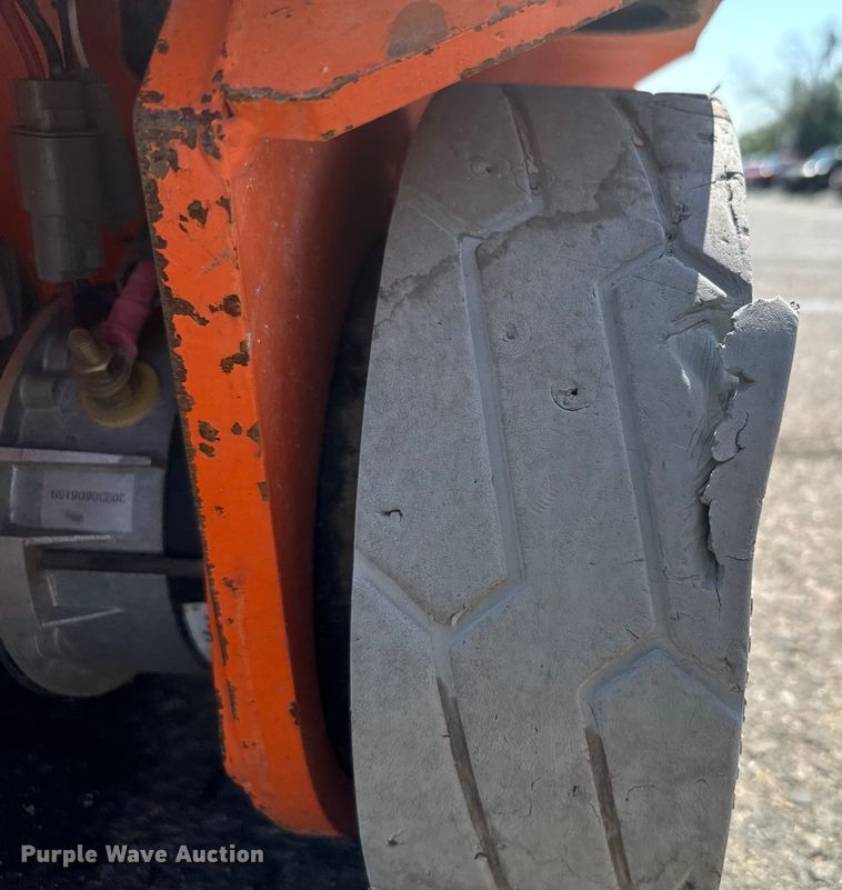 image for item DX3521 2019 Snorkel TM12E vertical lift