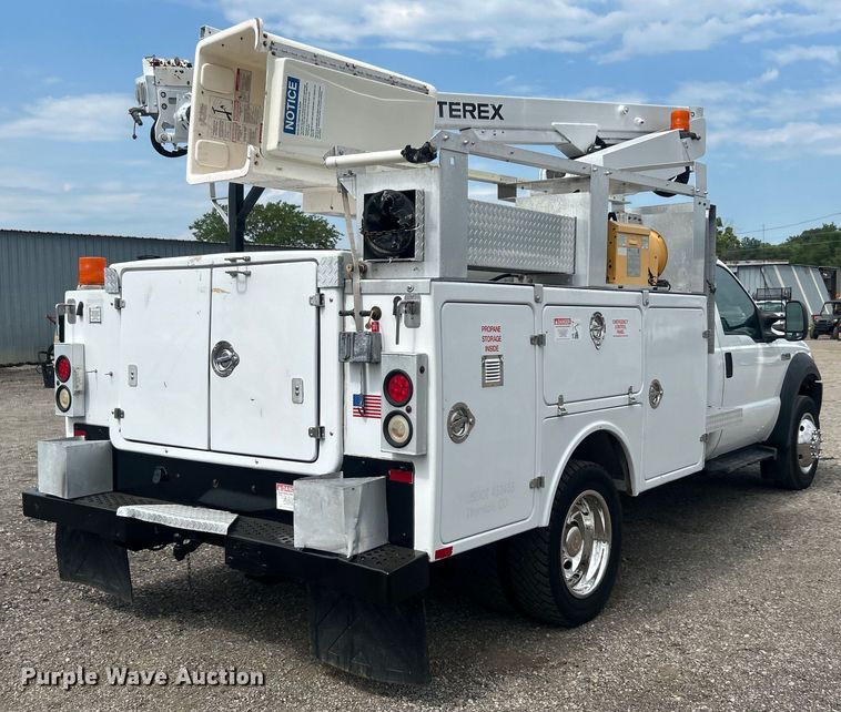 image for item EG0809 2006 Ford F450 Super Duty  bucket truck