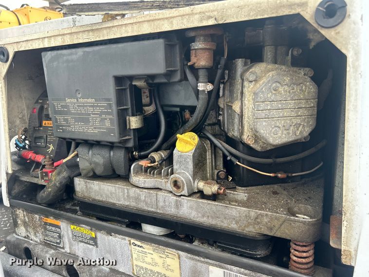 image for item EG0809 2006 Ford F450 Super Duty  bucket truck