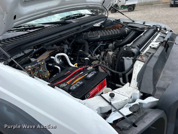 image for item EG0809 2006 Ford F450 Super Duty  bucket truck