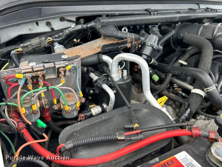 image for item EG0809 2006 Ford F450 Super Duty  bucket truck