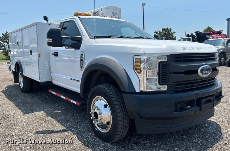 image for item EG0824 2018 Ford F550 utility / service truck