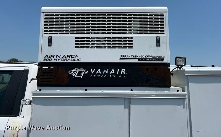 image for item EG0824 2018 Ford F550 utility / service truck