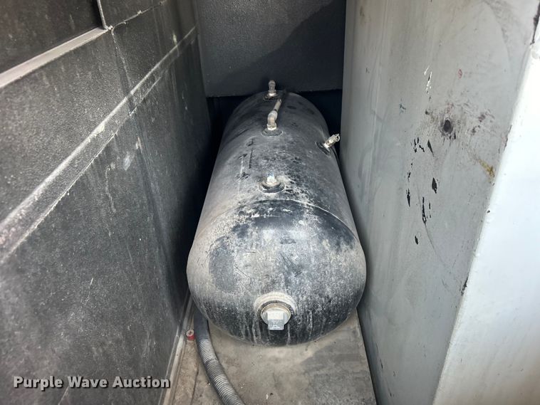 image for item EG0824 2018 Ford F550 utility / service truck