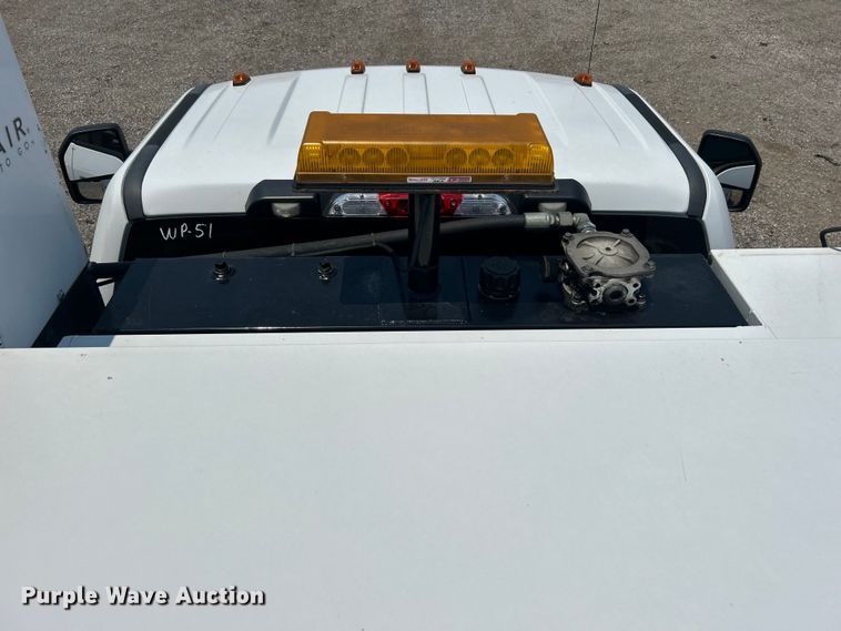 image for item EG0824 2018 Ford F550 utility / service truck