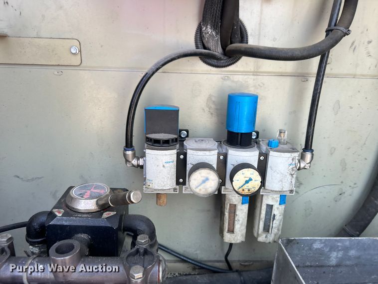 image for item EG0824 2018 Ford F550 utility / service truck