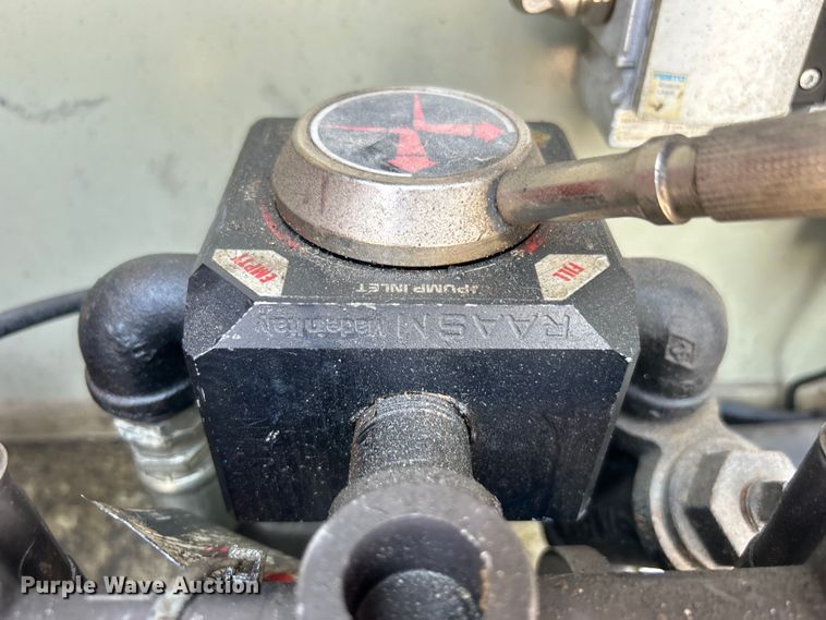 image for item EG0824 2018 Ford F550 utility / service truck