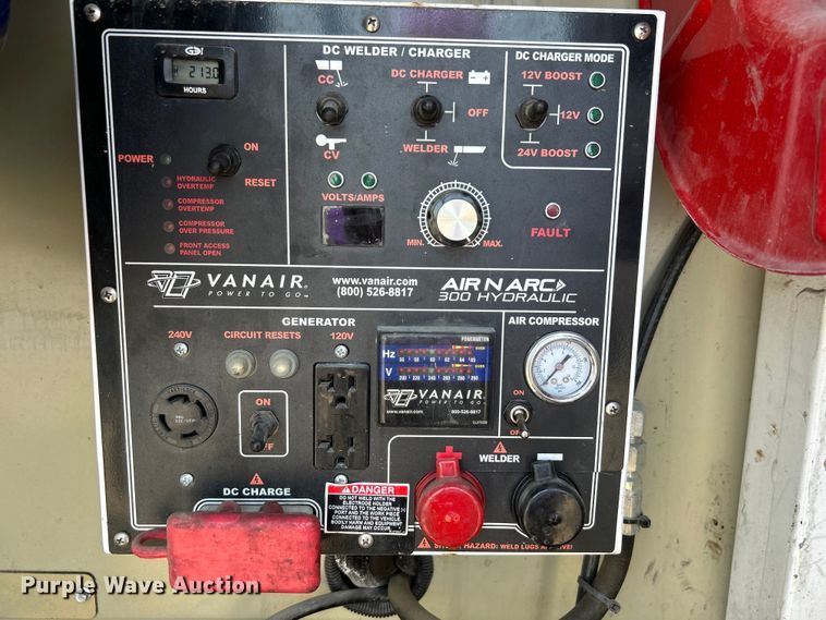 image for item EG0824 2018 Ford F550 utility / service truck